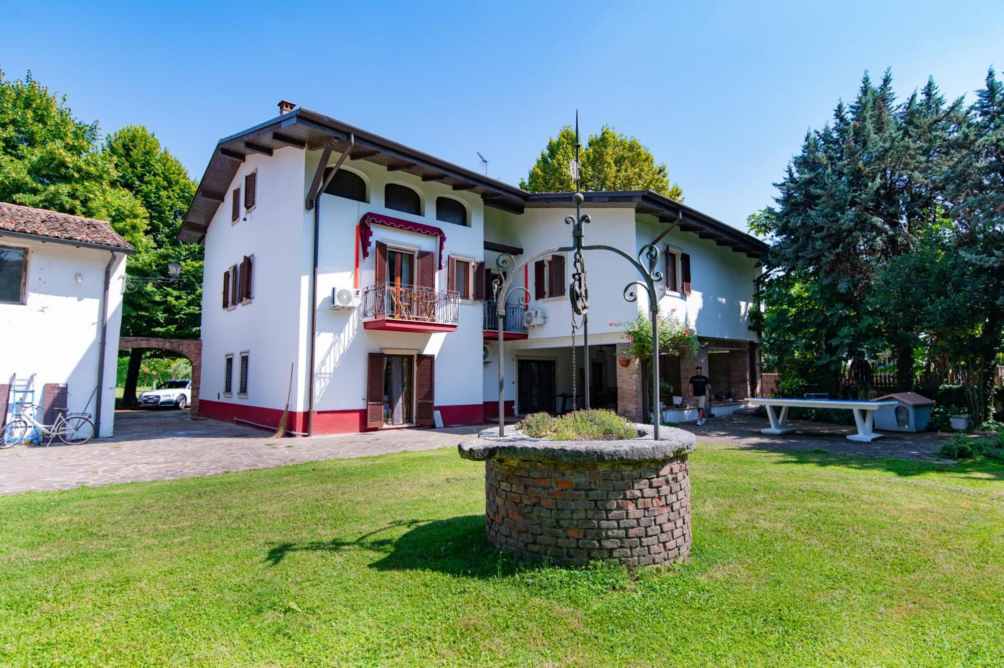Villa Vitti'S - Verona Est Camping San Martino Buon Albergo Ngoại thất bức ảnh